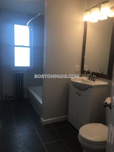 Dorchester Apartment for rent 3 Bedrooms 2 Baths Boston - $3,000 50% Fee